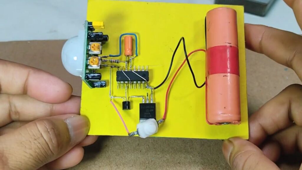 Simple Automatic Bathroom Light project